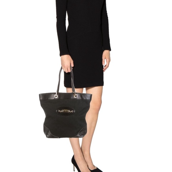 Gucci GG Black Canvas Tote with Horsebit Gold Tone Detail - Picture 3 of 15